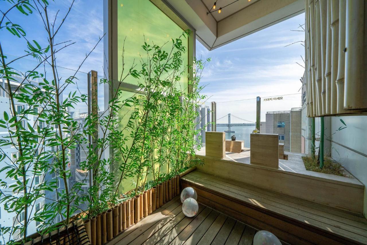 Gwanganli The Club Hotel Busan Exterior photo
